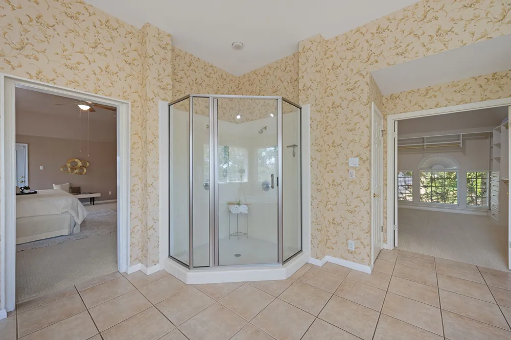 2007 Golden Bear Drive Round Rock, TX 78664