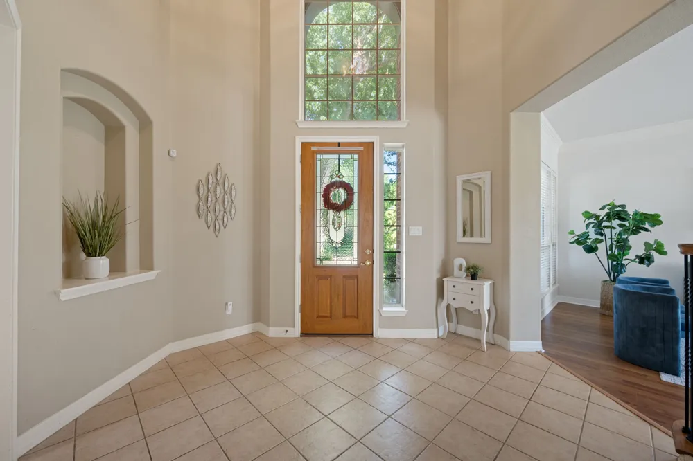 2007 Golden Bear Drive Round Rock, TX 78664