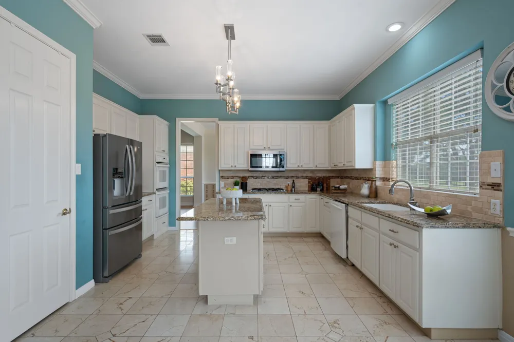 2007 Golden Bear Drive Round Rock, TX 78664