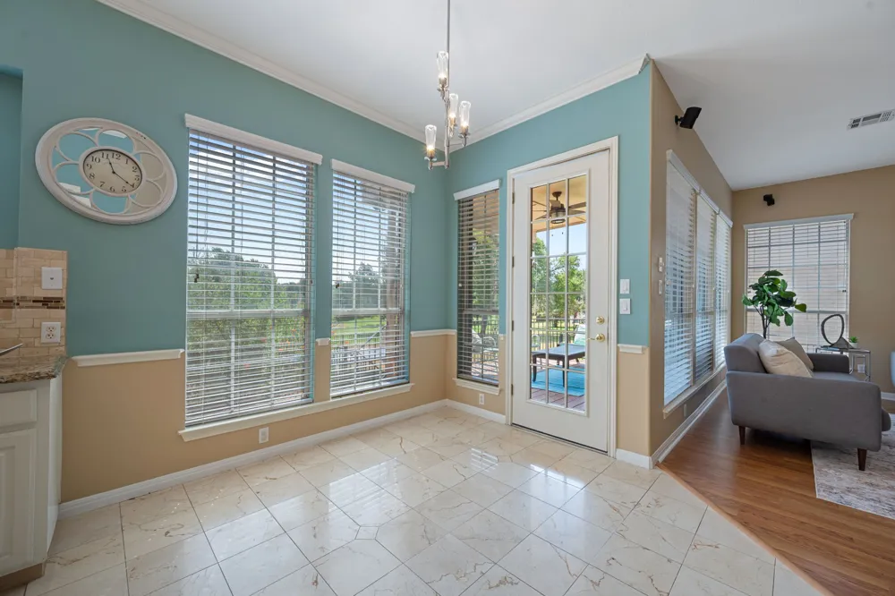 2007 Golden Bear Drive Round Rock, TX 78664
