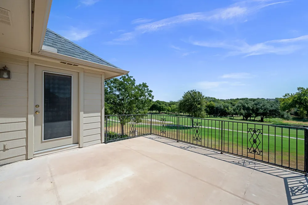 2007 Golden Bear Drive Round Rock, TX 78664