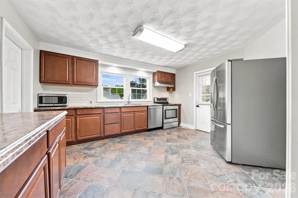 3226 Anderson Street Claremont, NC 28610