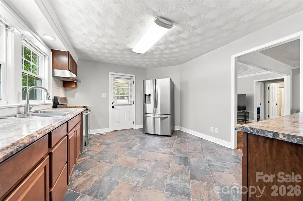 3226 Anderson Street Claremont, NC 28610