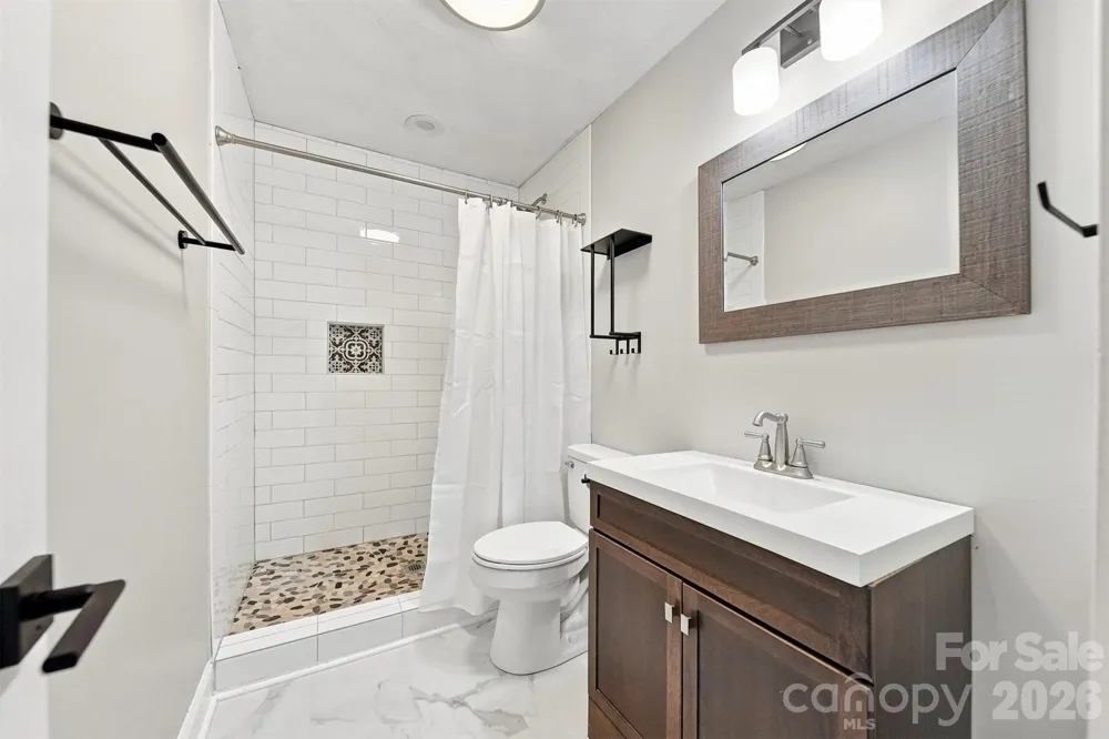 3226 Anderson Street Claremont, NC 28610