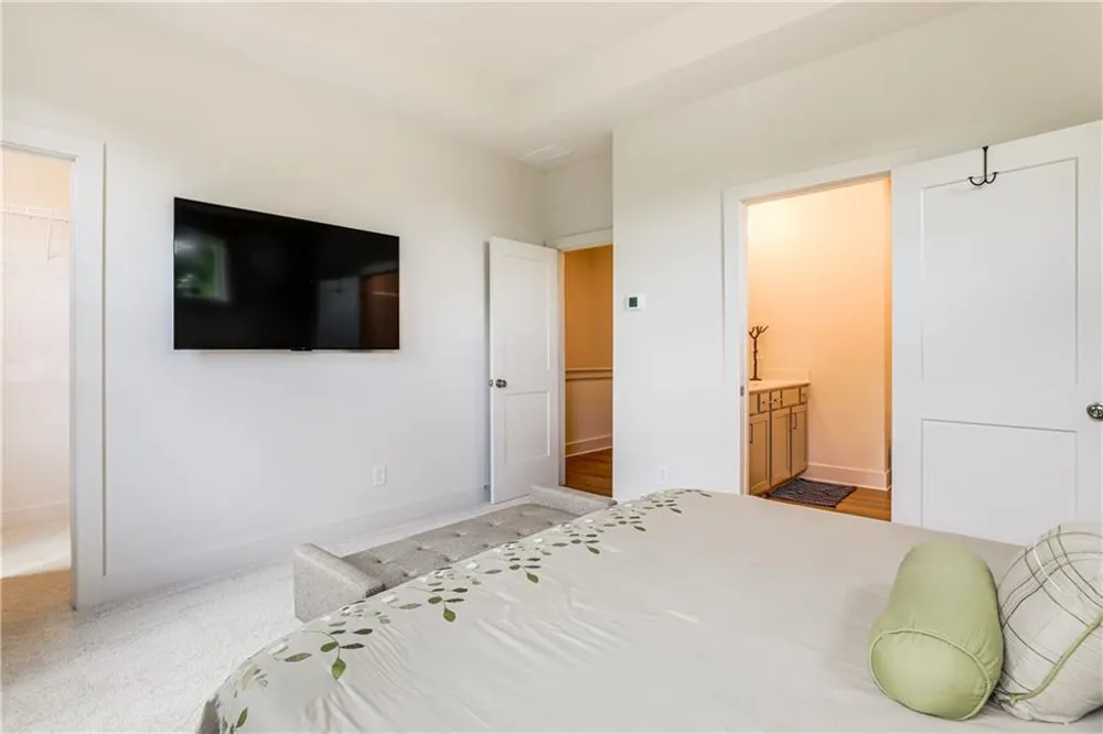 1390 Cozy Circle Atlanta, GA 30326