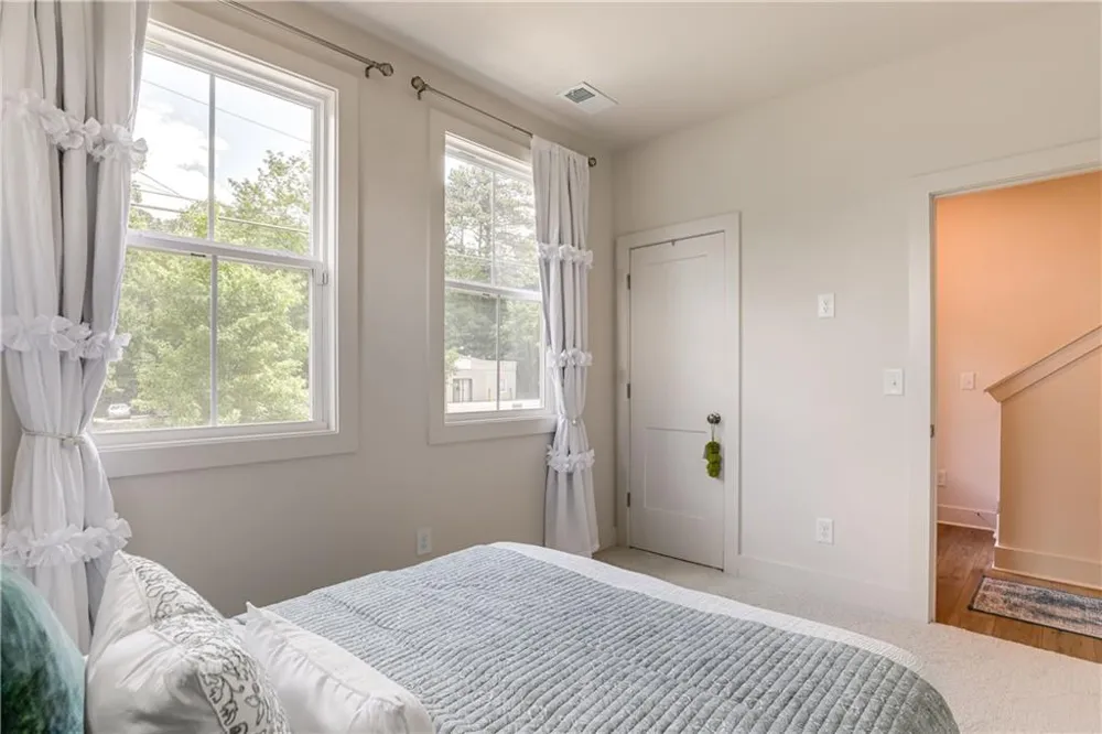 1390 Cozy Circle Atlanta, GA 30326