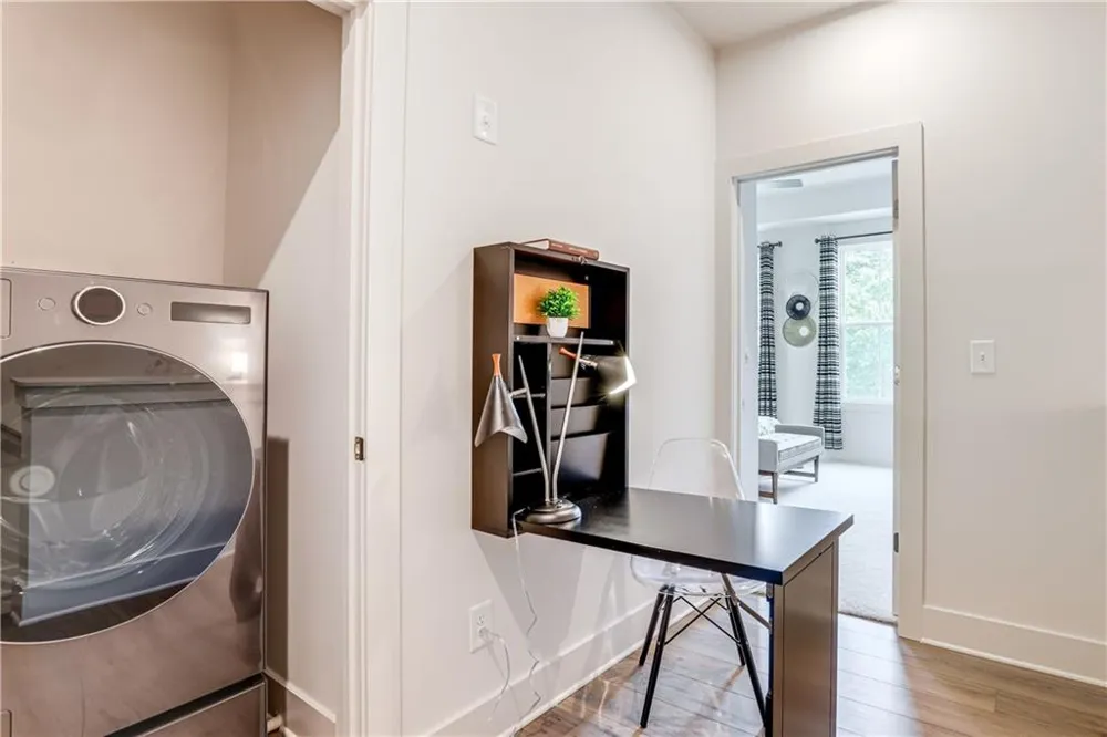 1390 Cozy Circle Atlanta, GA 30326
