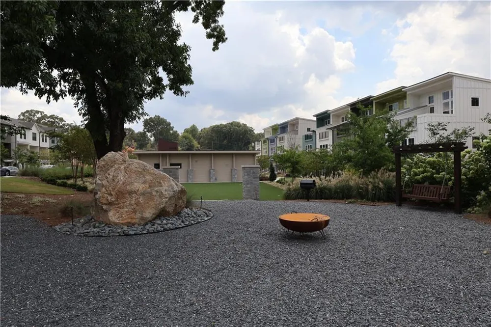 1390 Cozy Circle Atlanta, GA 30326