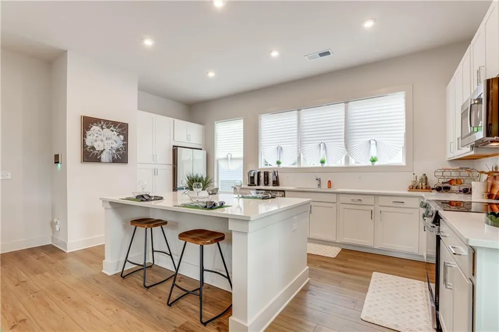 1390 Cozy Circle Atlanta, GA 30326