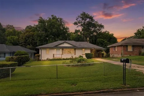 2101 East Drive