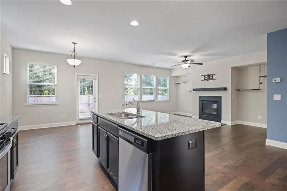 4114 Elsdon Drive Austell, GA 30106