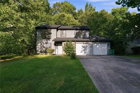 1001 Chapman Lane