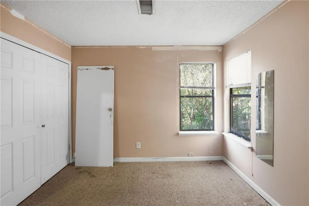 1001 Chapman Lane Stone Mountain, GA 30088