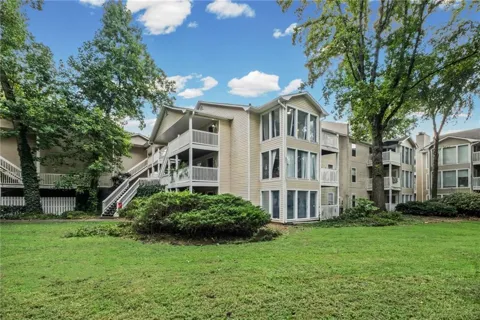 209 Augusta Drive SE