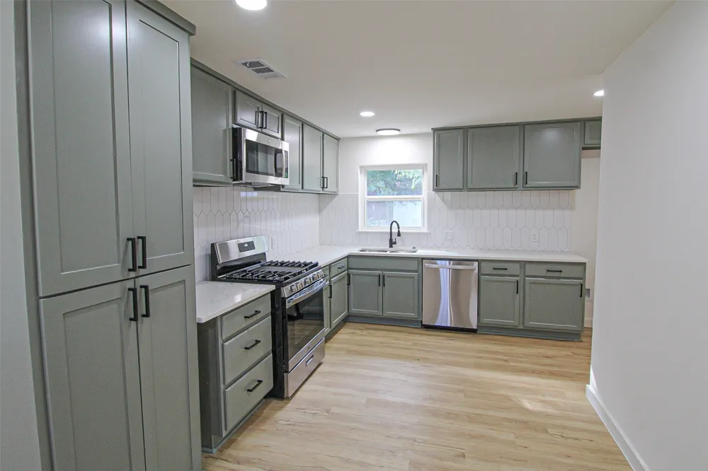 937 Burleson Street Grand Prairie, TX 75050