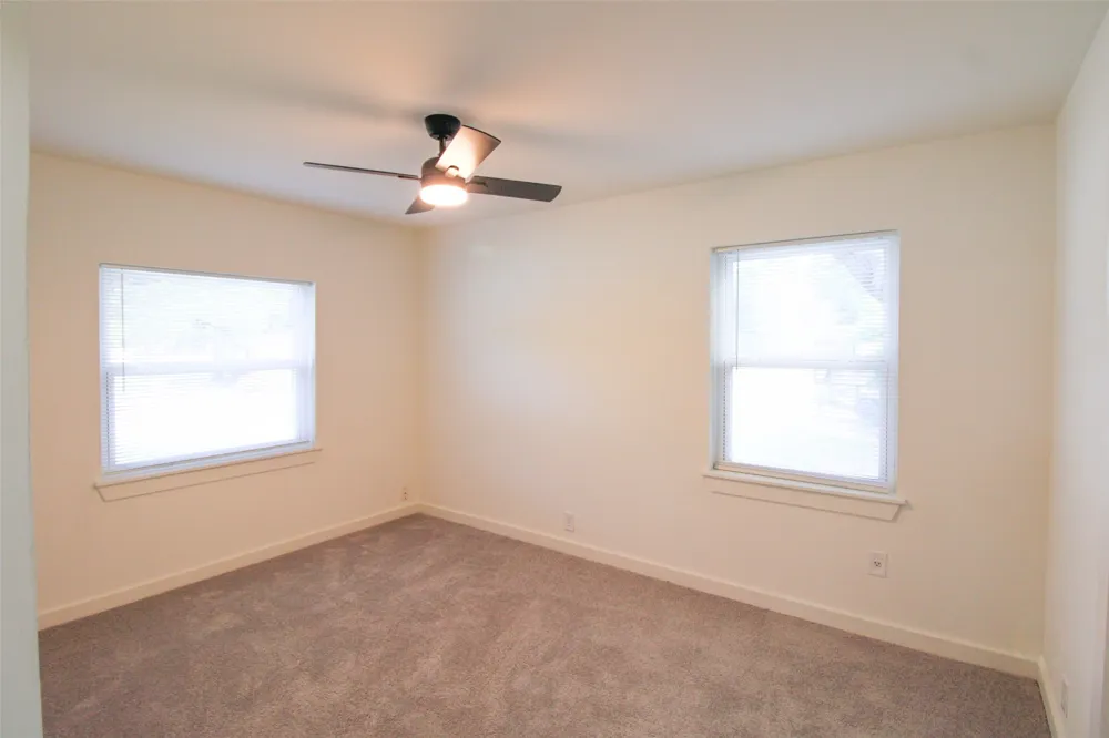 937 Burleson Street Grand Prairie, TX 75050