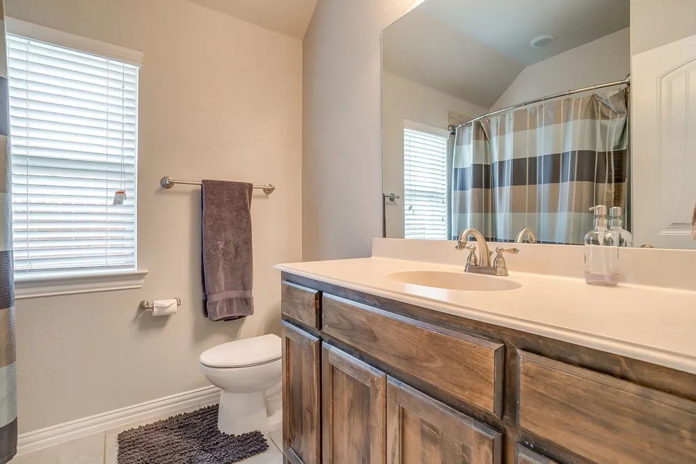 2721 Buffalo Run Burleson, TX 76028
