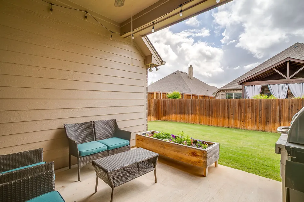 2721 Buffalo Run Burleson, TX 76028