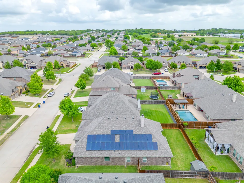 2721 Buffalo Run Burleson, TX 76028