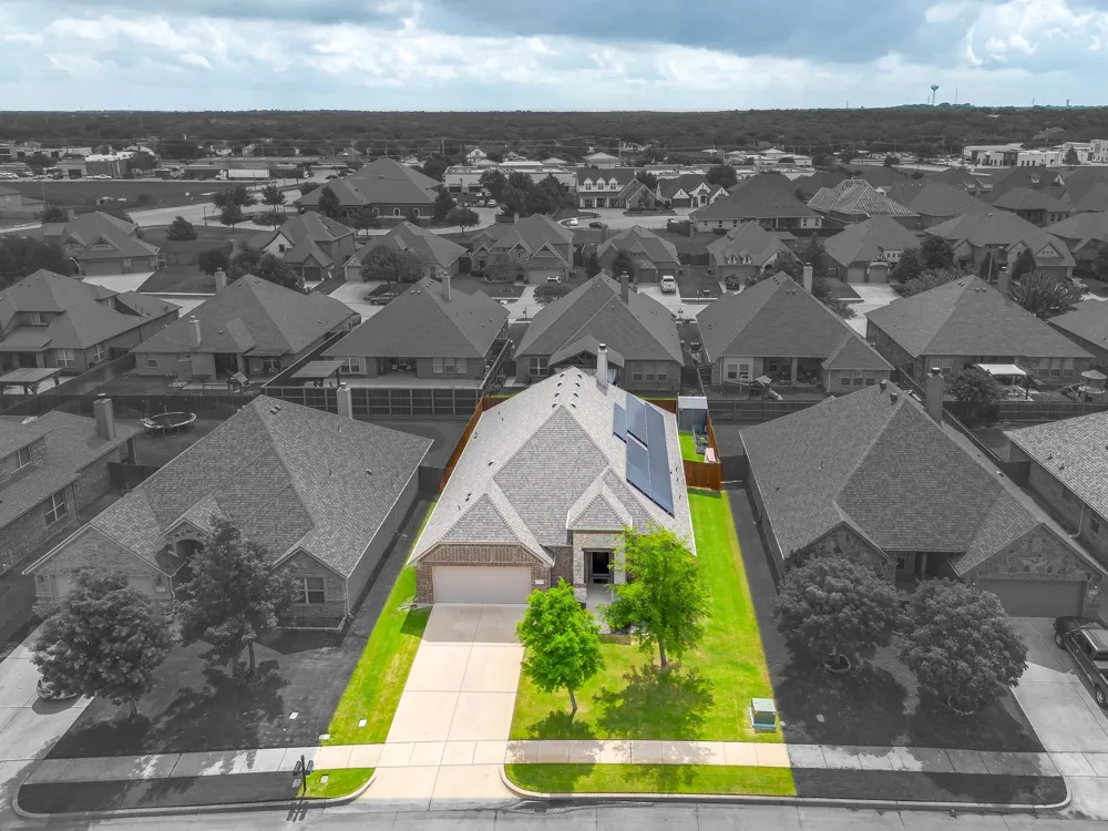 2721 Buffalo Run Burleson, TX 76028