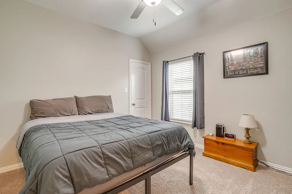 2721 Buffalo Run Burleson, TX 76028