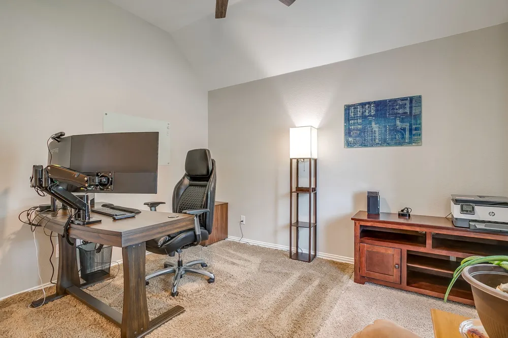 2721 Buffalo Run Burleson, TX 76028