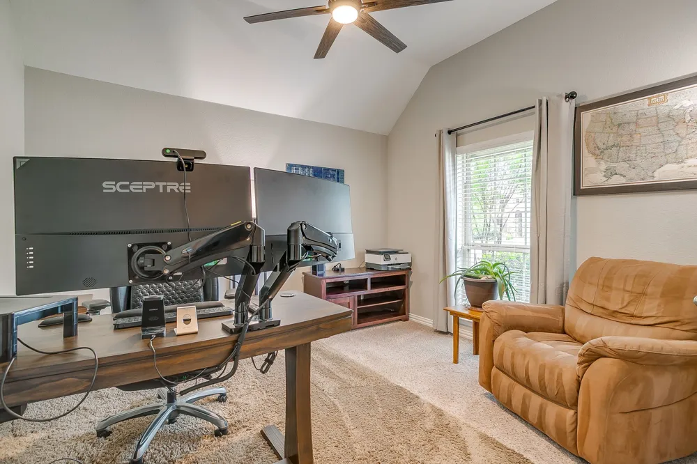 2721 Buffalo Run Burleson, TX 76028