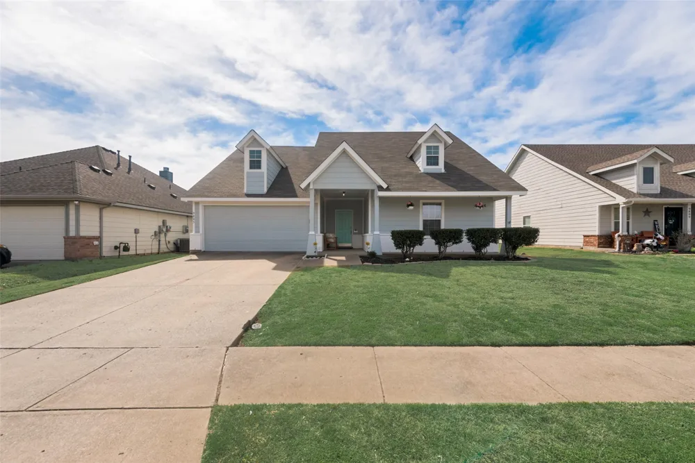 9805 Tanglebrush Drive McKinney, TX 75072