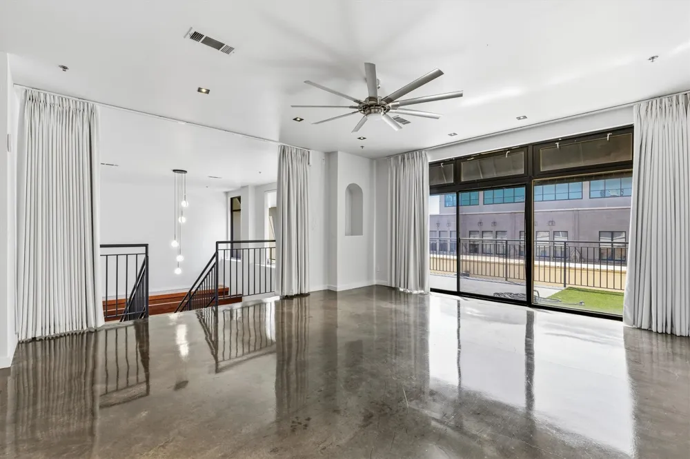 509 Elm Street #604 Dallas, TX 75202