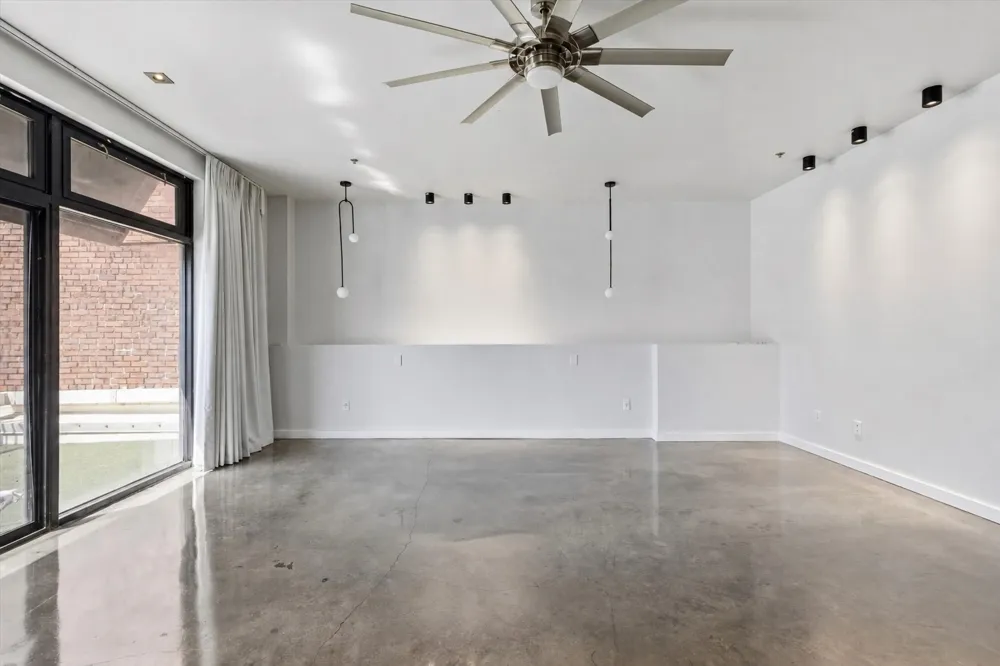 509 Elm Street #604 Dallas, TX 75202