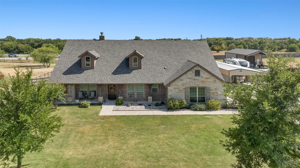 117 Heather Lane Decatur, TX 76234