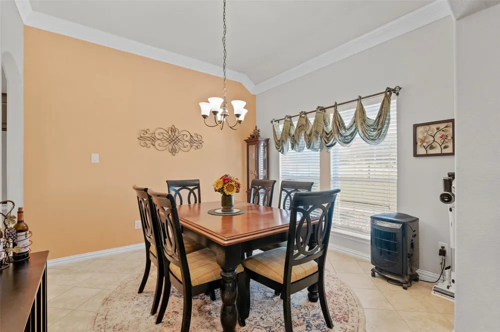 117 Heather Lane Decatur, TX 76234