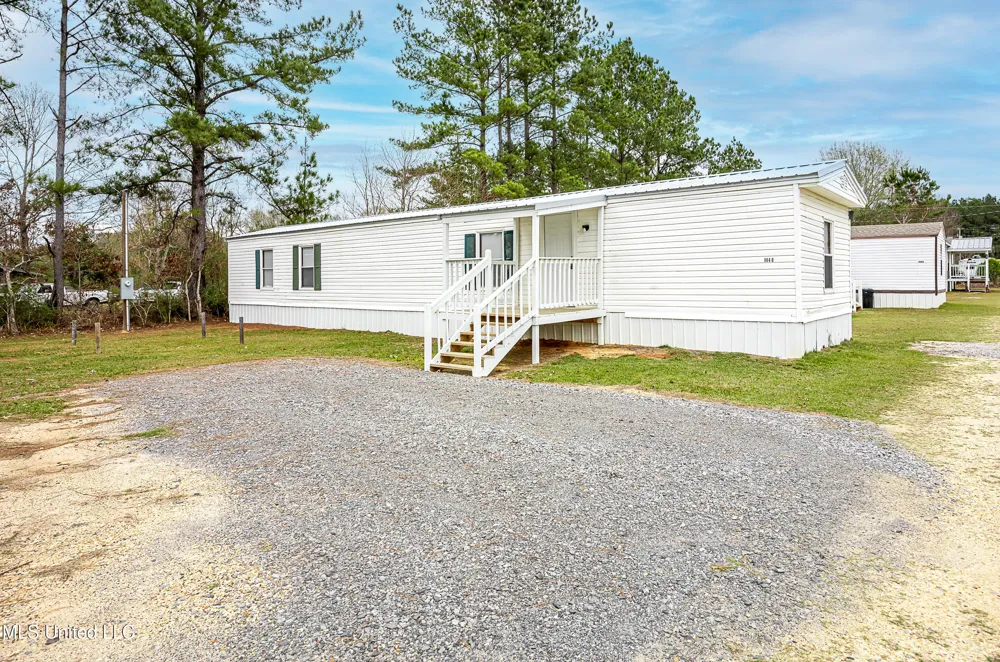 144 Katie Eubanks Road Lucedale, MS 39452