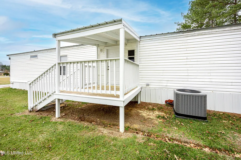 144 Katie Eubanks Road Lucedale, MS 39452