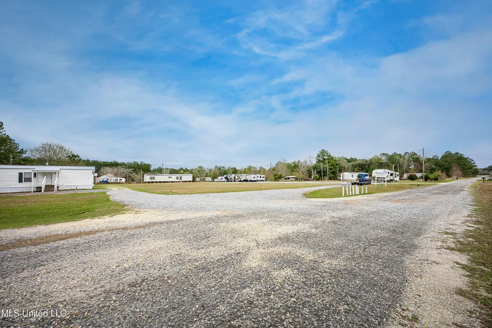144 Katie Eubanks Road Lucedale, MS 39452