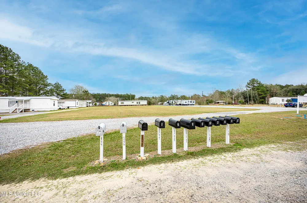 144 Katie Eubanks Road Lucedale, MS 39452