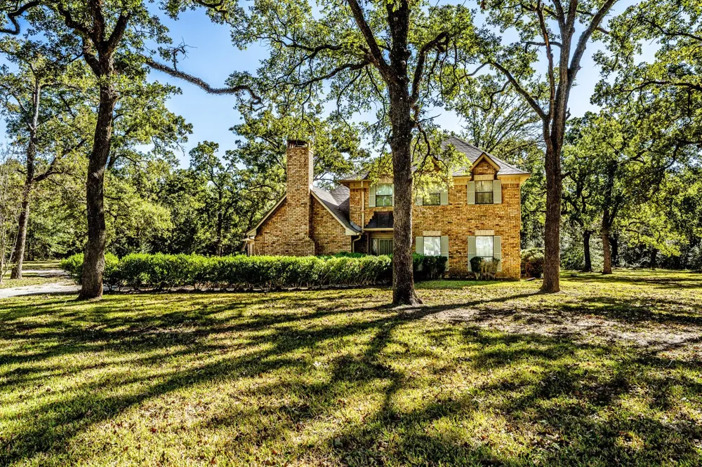 718 Fm 980 Road Huntsville, TX 77320