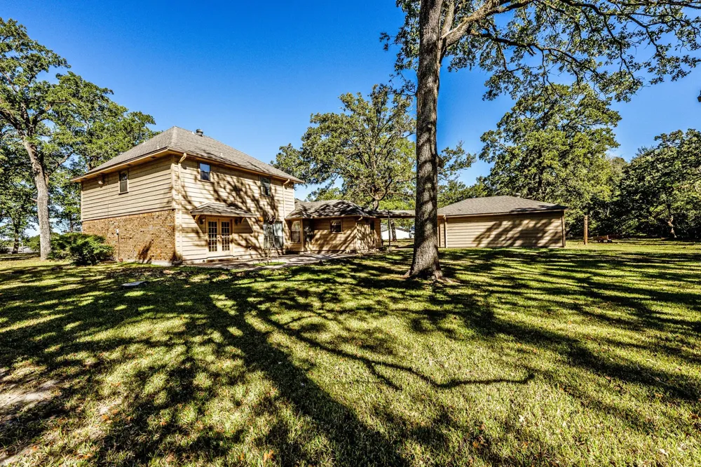 718 Fm 980 Road Huntsville, TX 77320