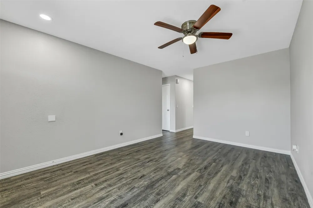 9908 Green Meadow Drive La Porte, TX 77571