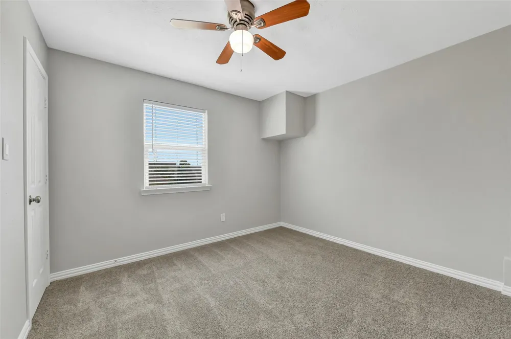 9908 Green Meadow Drive La Porte, TX 77571