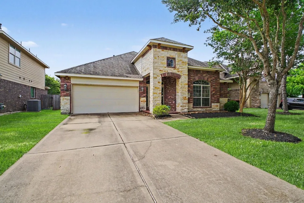 7011 Spruce View Court Richmond, TX 77407