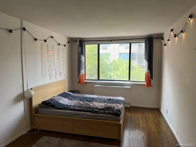 239 E 10th Street #4B New York (Manhattan), NY 10003