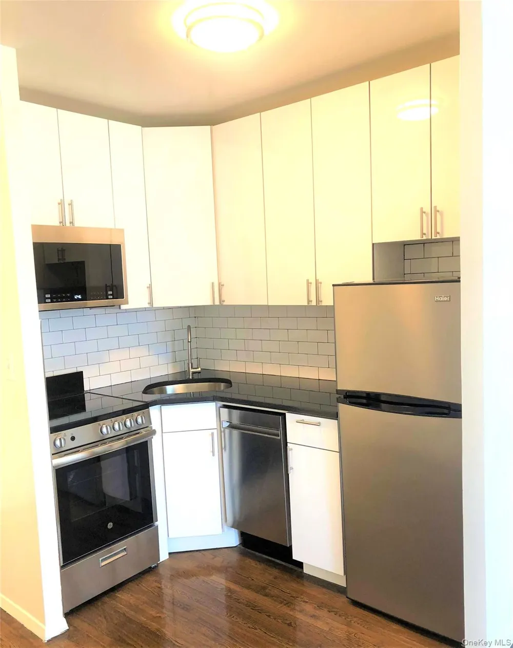 239 E 10th Street #4B New York (Manhattan), NY 10003