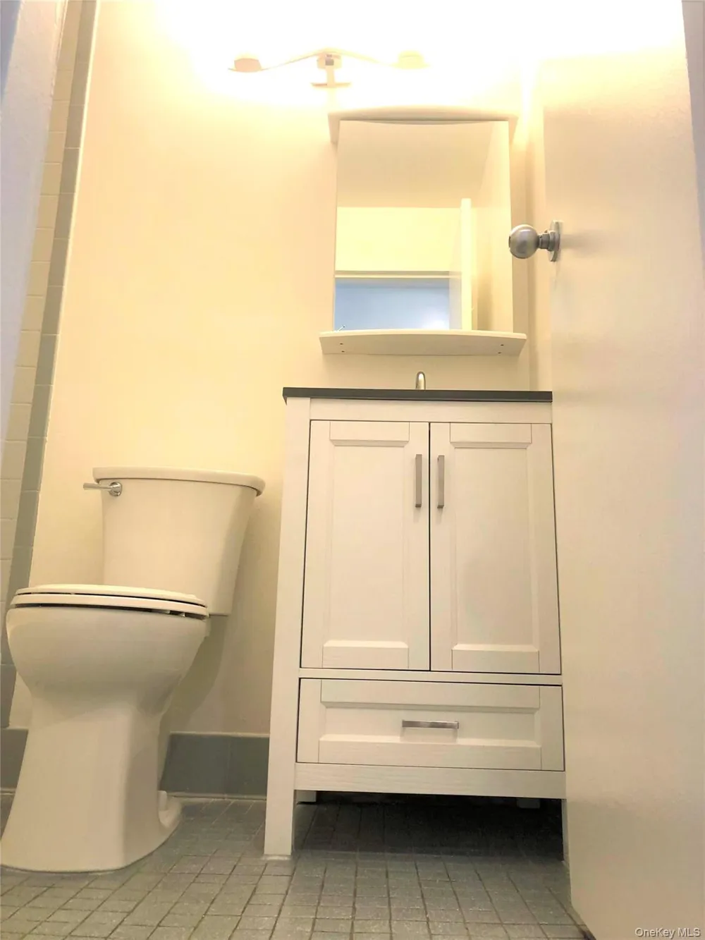 239 E 10th Street #4B New York (Manhattan), NY 10003