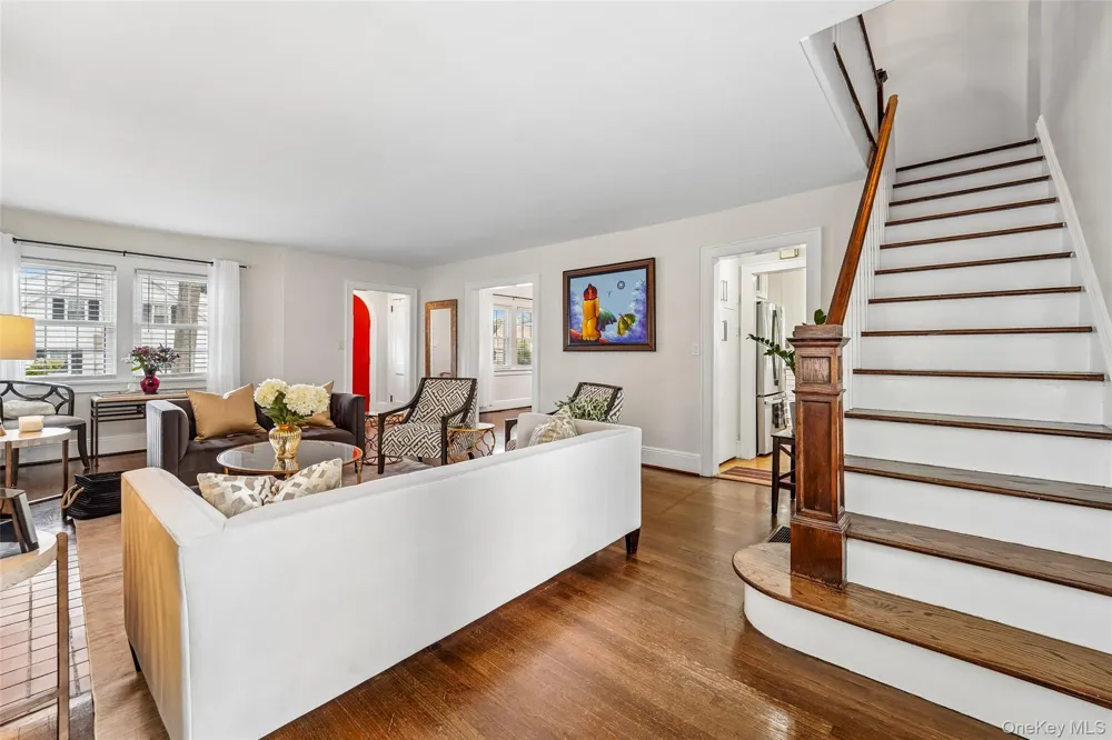 7 Parkview Court White Plains, NY 10603