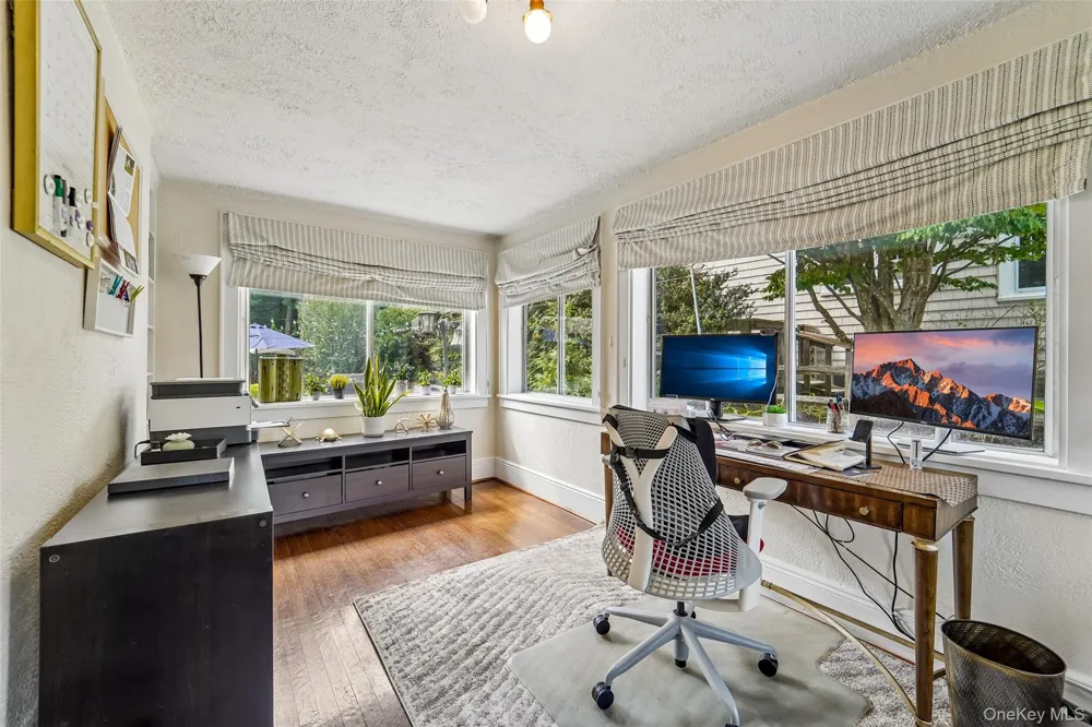 7 Parkview Court White Plains, NY 10603