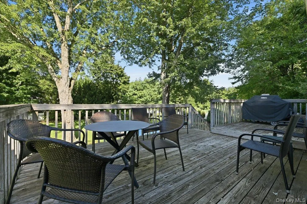 357 Town Line Road East Northport, NY 11731