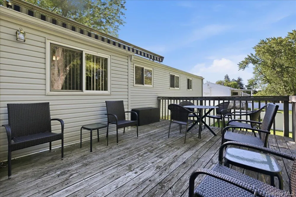 357 Town Line Road East Northport, NY 11731