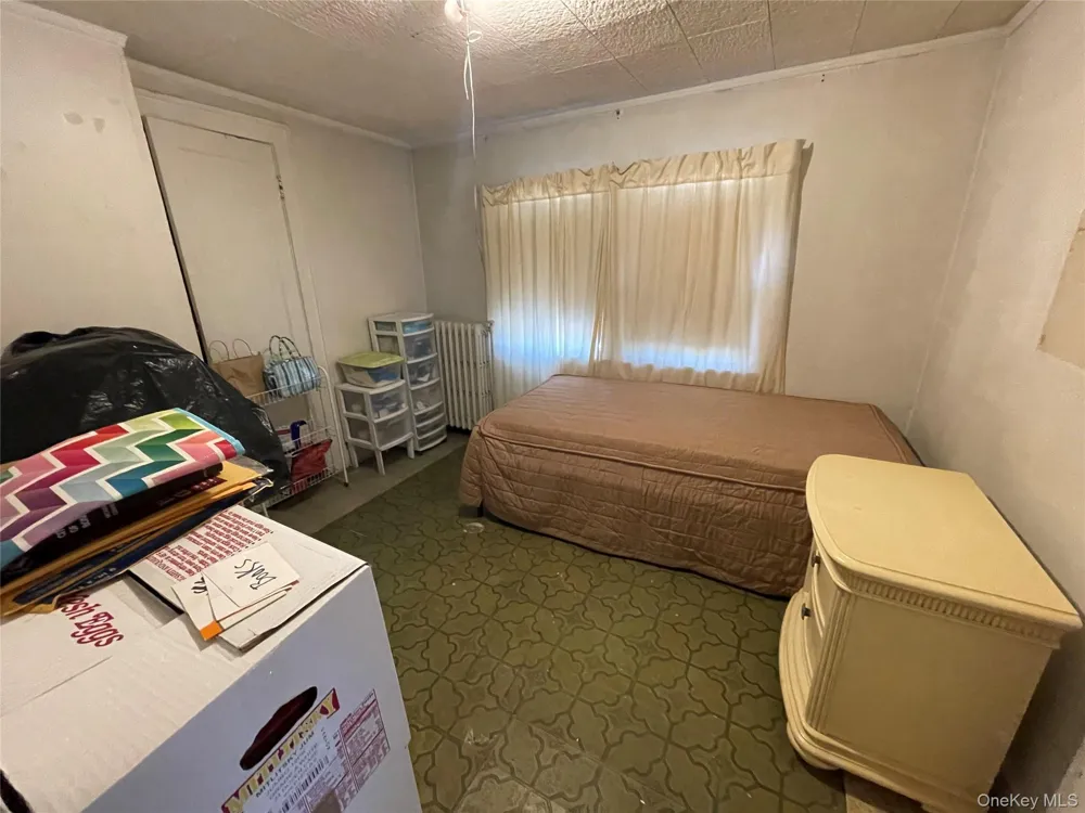 404 Baldwin Road Hempstead, NY 11550