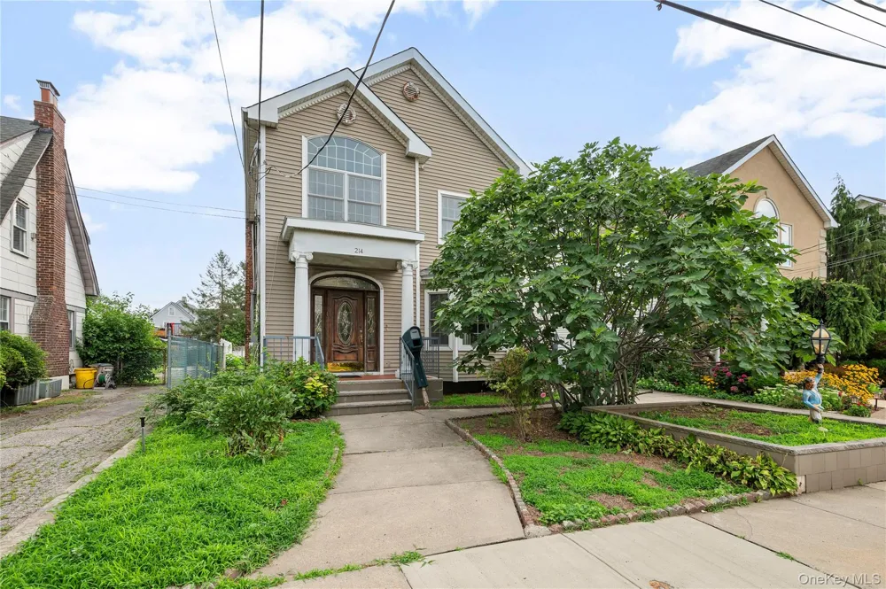 214 Avery Place Cedarhurst, NY 11516